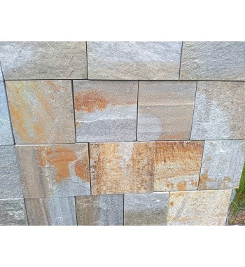 Bodenplatten Gneis Rustic spaltrauh